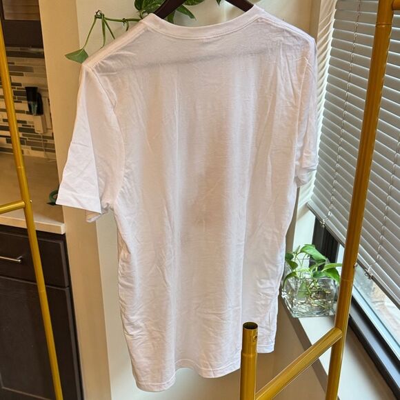 Bella Canvas Cream T-Shirt with Wolf Graphic - Picture 3 of 4